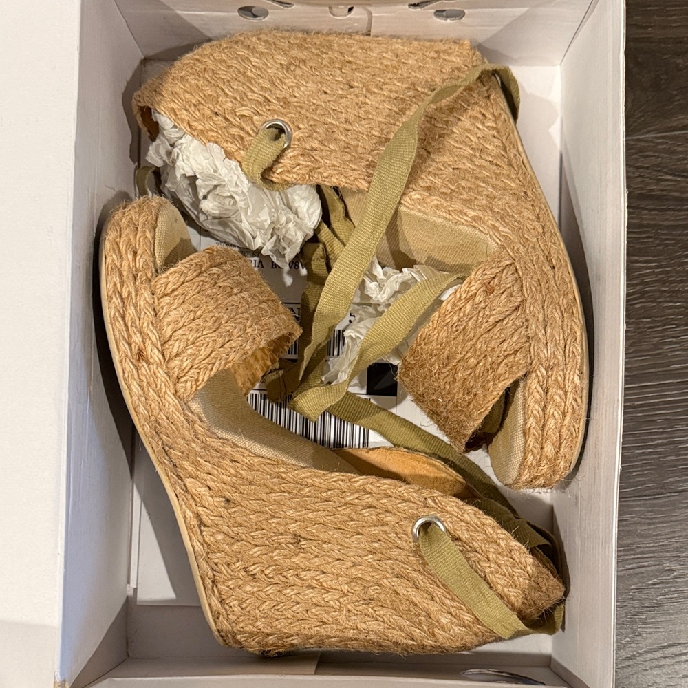 Aldo wedge